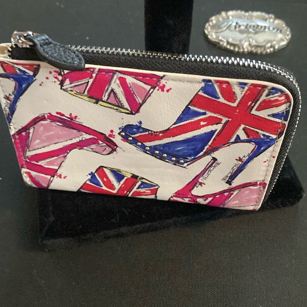 New Brighton leather pouch